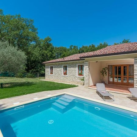 Villa Mirabella Umag Exterior photo